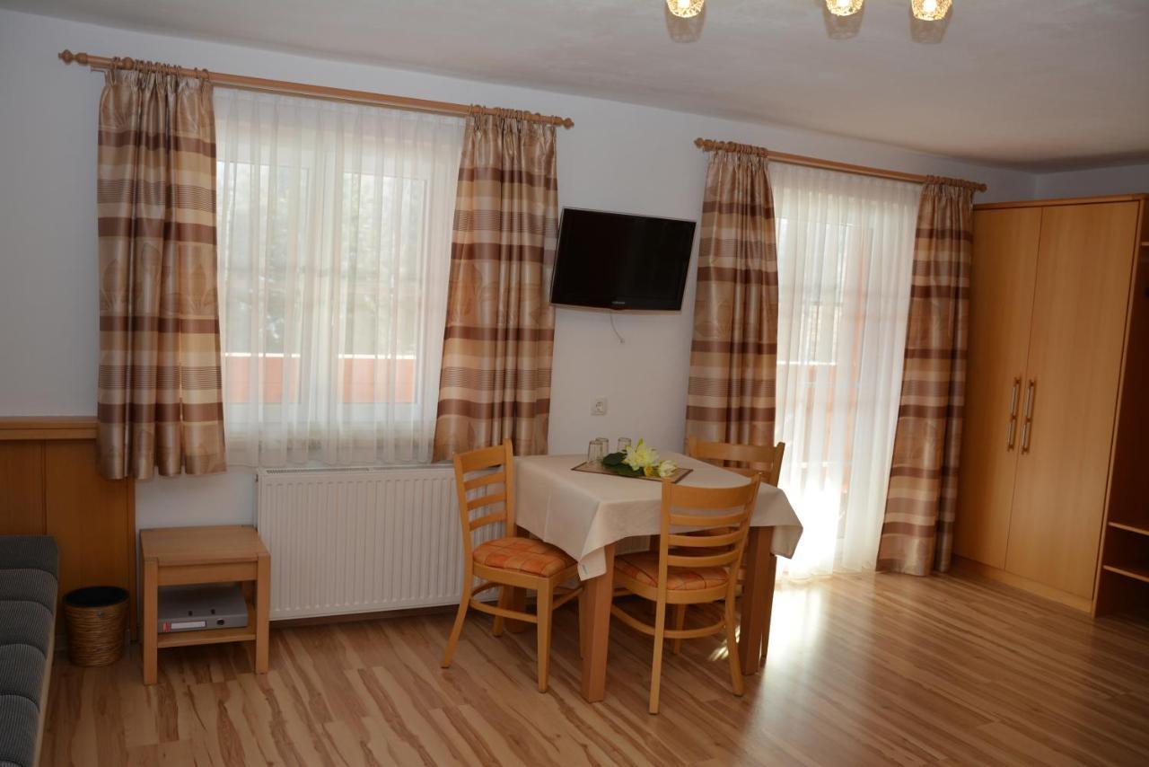 Haus Ingrid Lägenhet Sankt Georgen ob Murau Exteriör bild