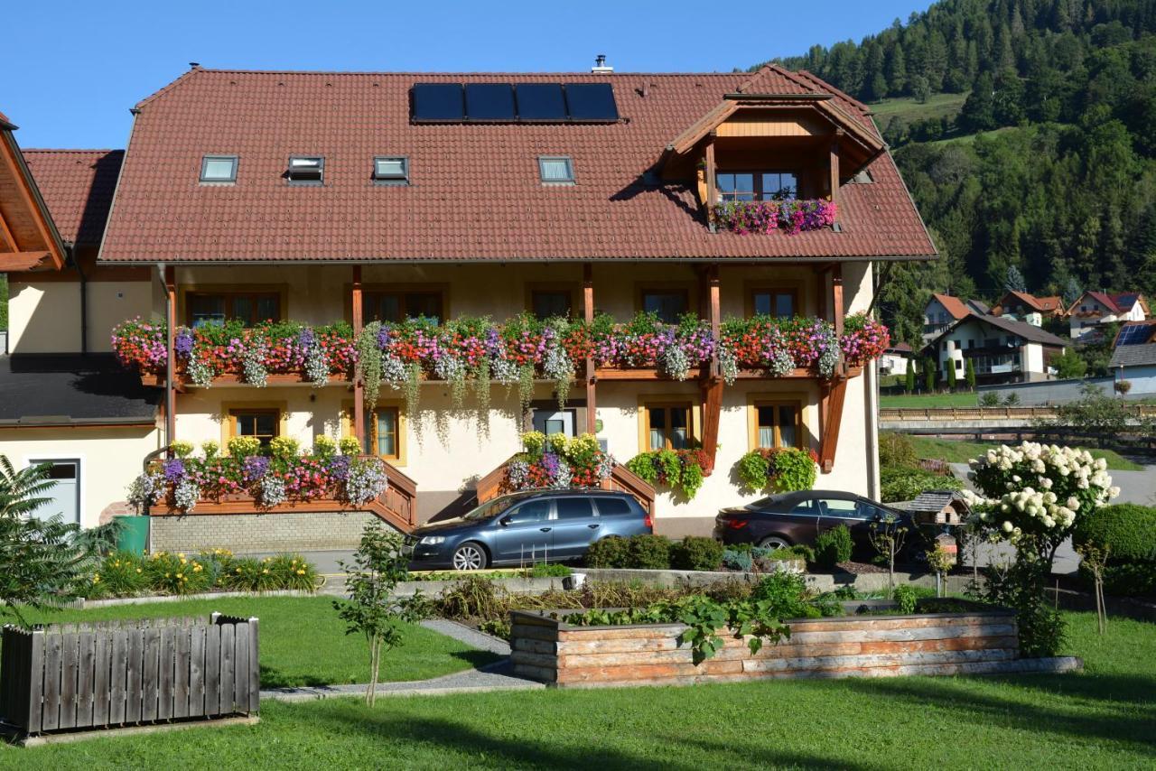 Haus Ingrid Lägenhet Sankt Georgen ob Murau Exteriör bild
